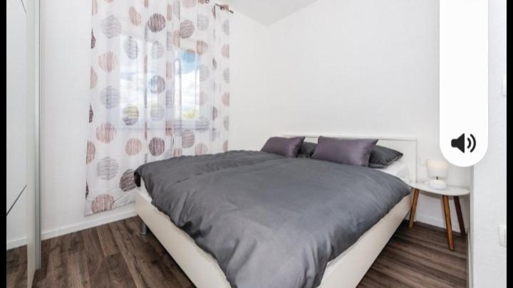 Villa Olive Tree House With Jacuzzi, Wifi And 40M2 Pool Siritovci Esterno foto